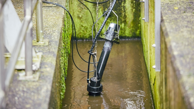 ISEmax CAS40D-giveren måler nitrat og ammonium i Stadtlohn vann- og avløpsanlegg.