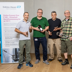 gruppebilde av utviklingsteamet bak Proline Prosonic Flow P 500 fra Endress+Hauser Flow