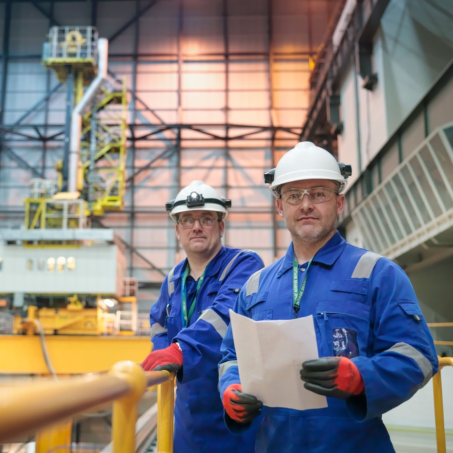 To kunder av Endress+Hauser i et kraftverk
