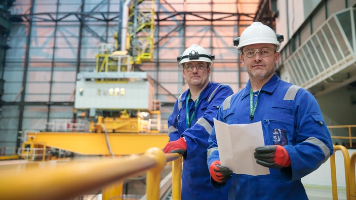 To kunder av Endress+Hauser i et kraftverk